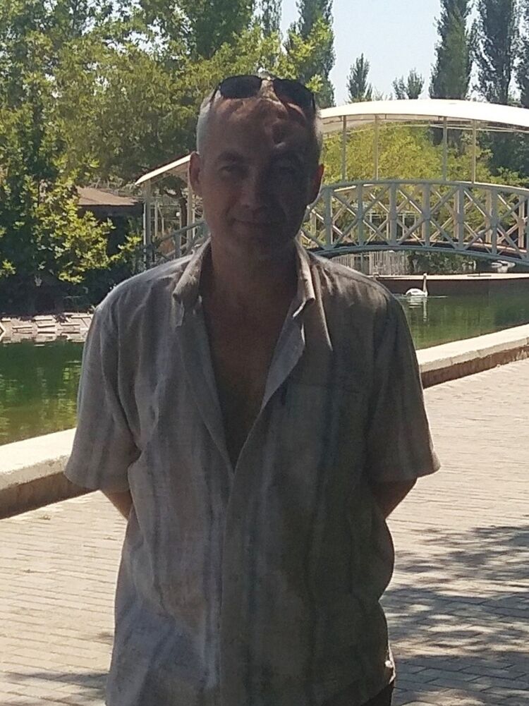  ,   Alex M, 49 ,   ,   , c , 