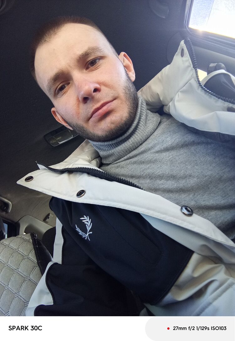  ,   Oleg, 26 ,   ,   