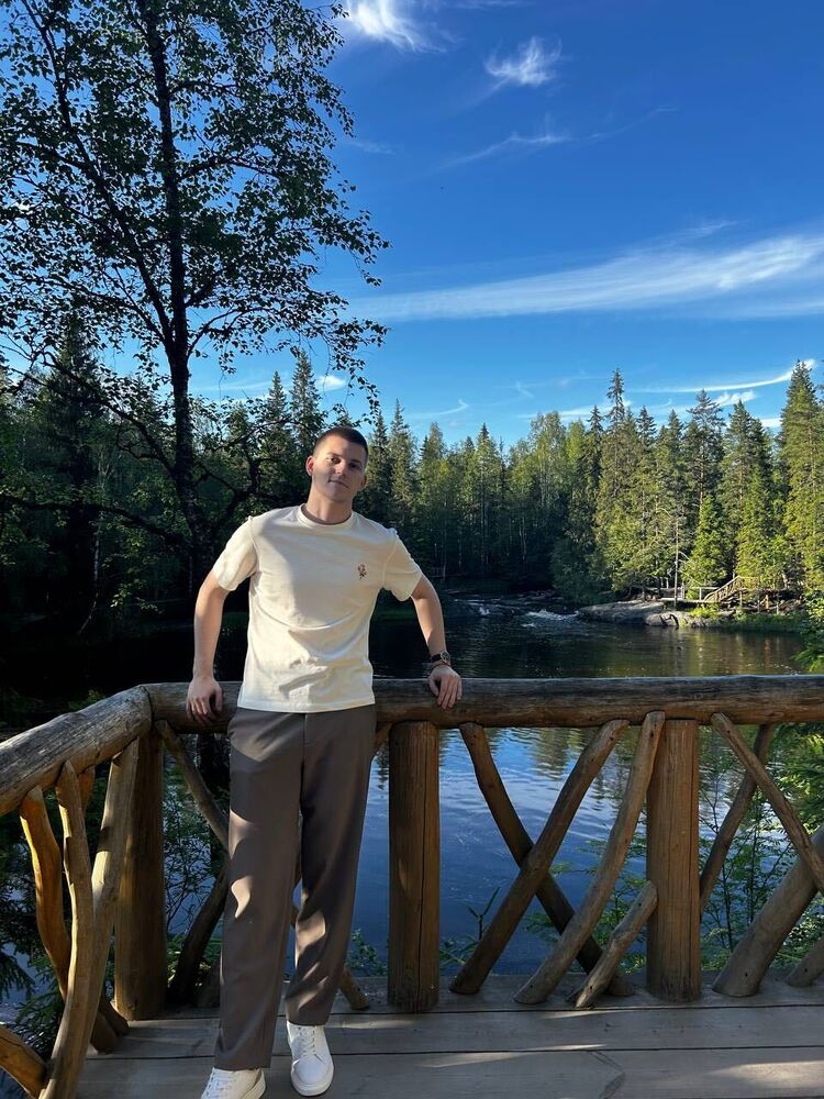  53137757  , 22 ,    -