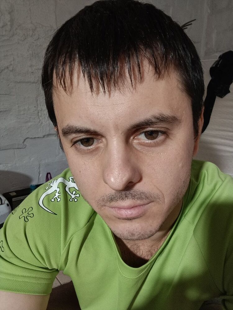  48353337  , 37 ,    -