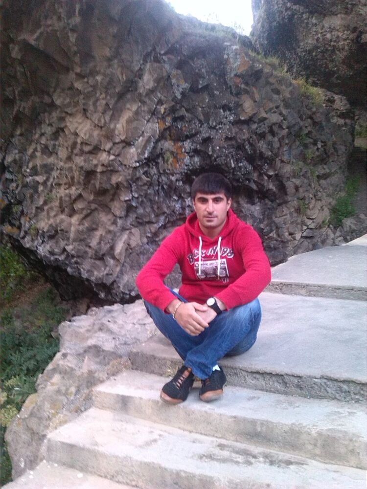  ,   Bagrat, 37 ,   ,   , c 