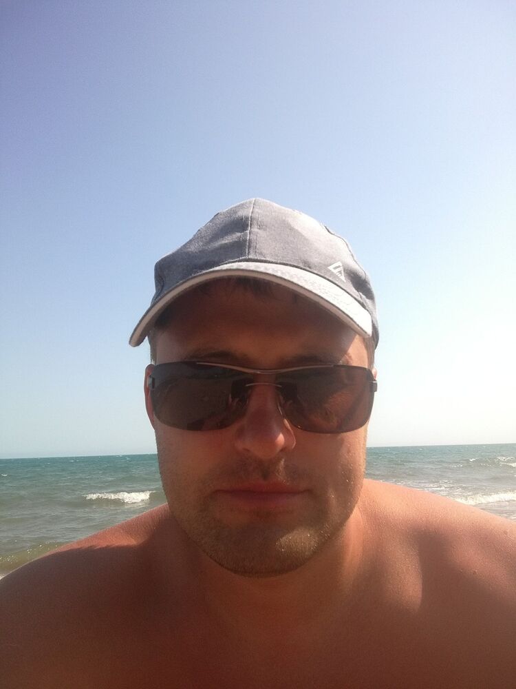  ,   Mihail, 37 ,   ,   , c 