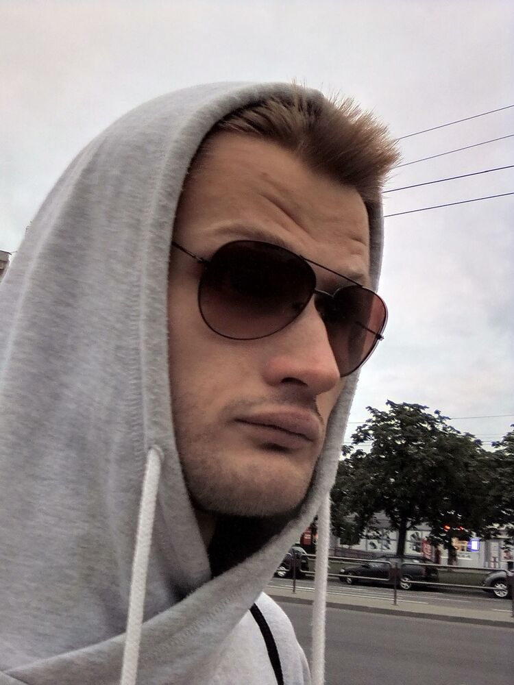  ,   Pavel, 37 ,   ,   , c 