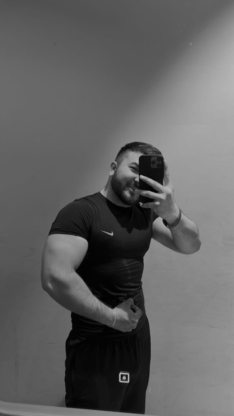  35602927  , 23 ,    