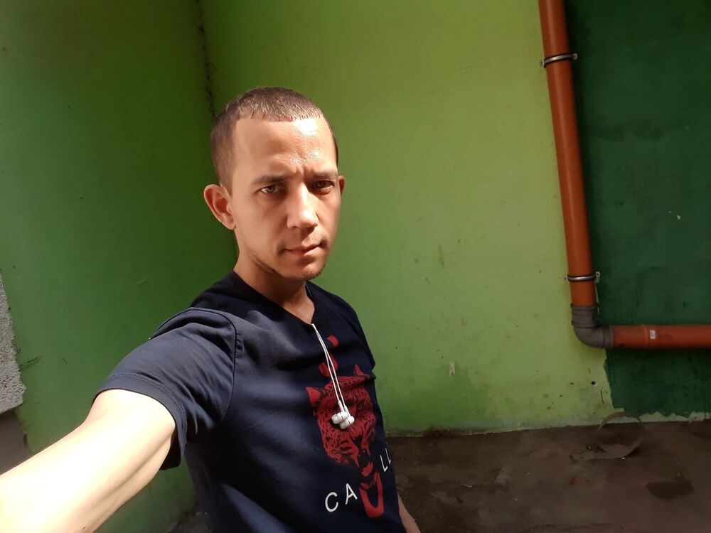  ,   Ivan, 36 ,     , c 