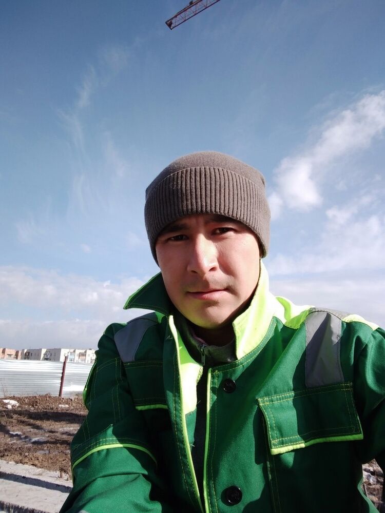  ,   Arman, 35 ,   ,   , c 