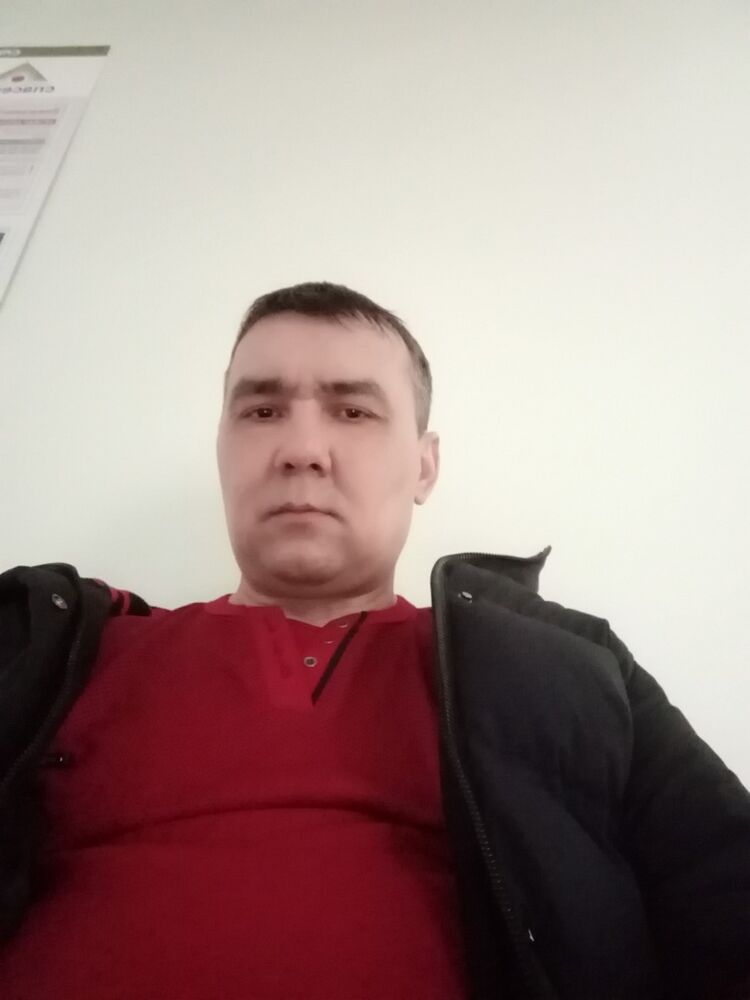  19302337  Fanis, 51 ,    
