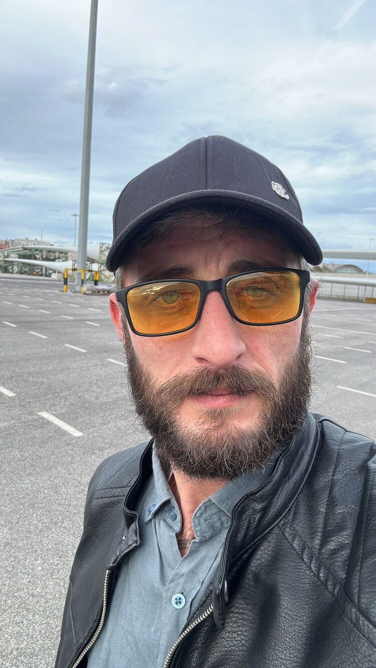 ���� 39890807 ������� Gio, 28 ���, ���� ���������� � �������