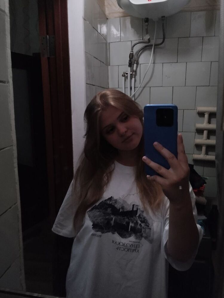  53138777  , 19 ,    