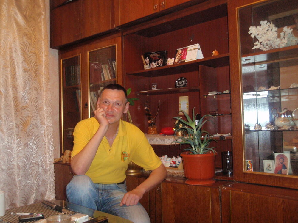  19321417  Vyacheslav, 55 ,    