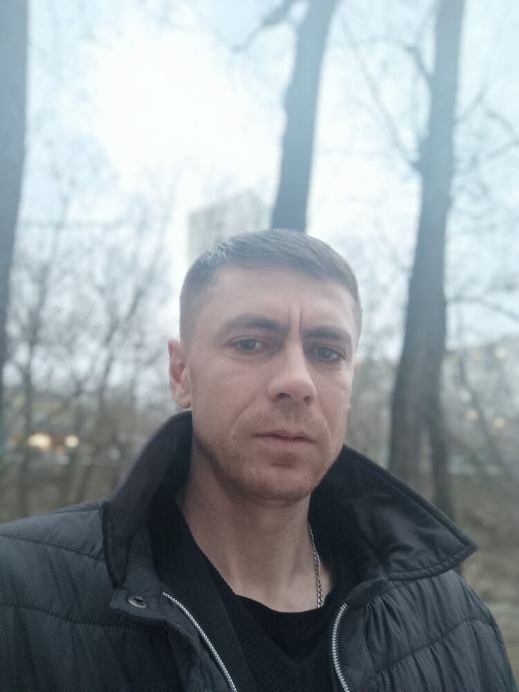  34751757  IVAN, 39 ,    