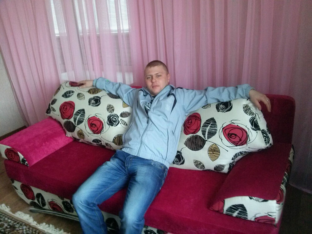  20047977  , 34 ,    