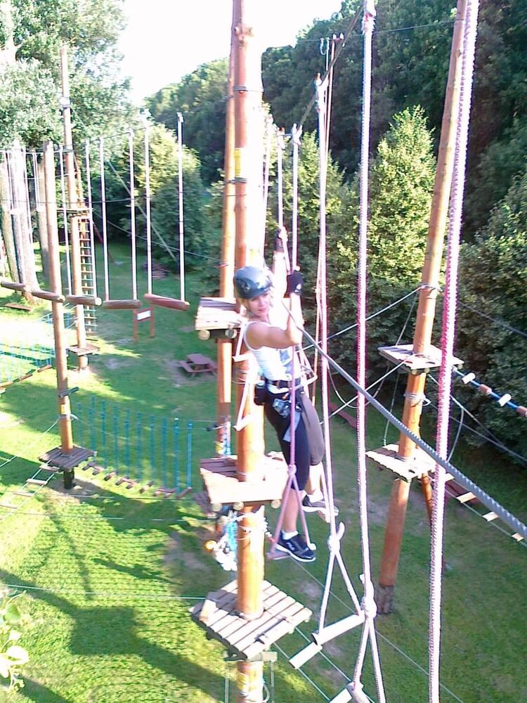  ,   Irena, 48 ,   ,   
