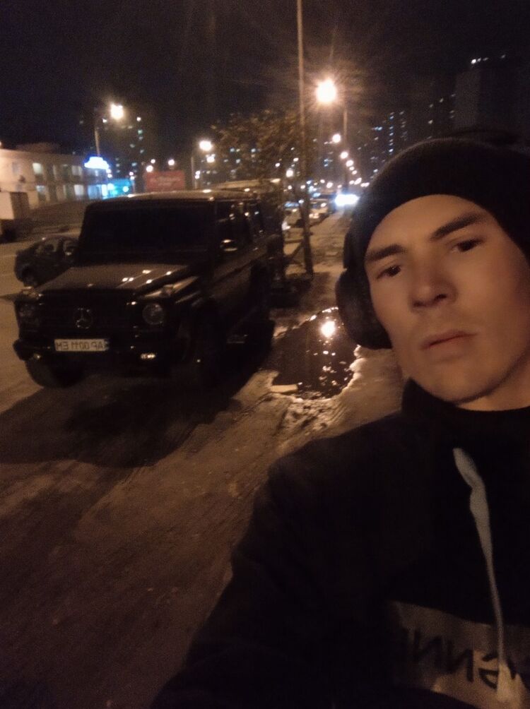  18146167  , 33 ,    