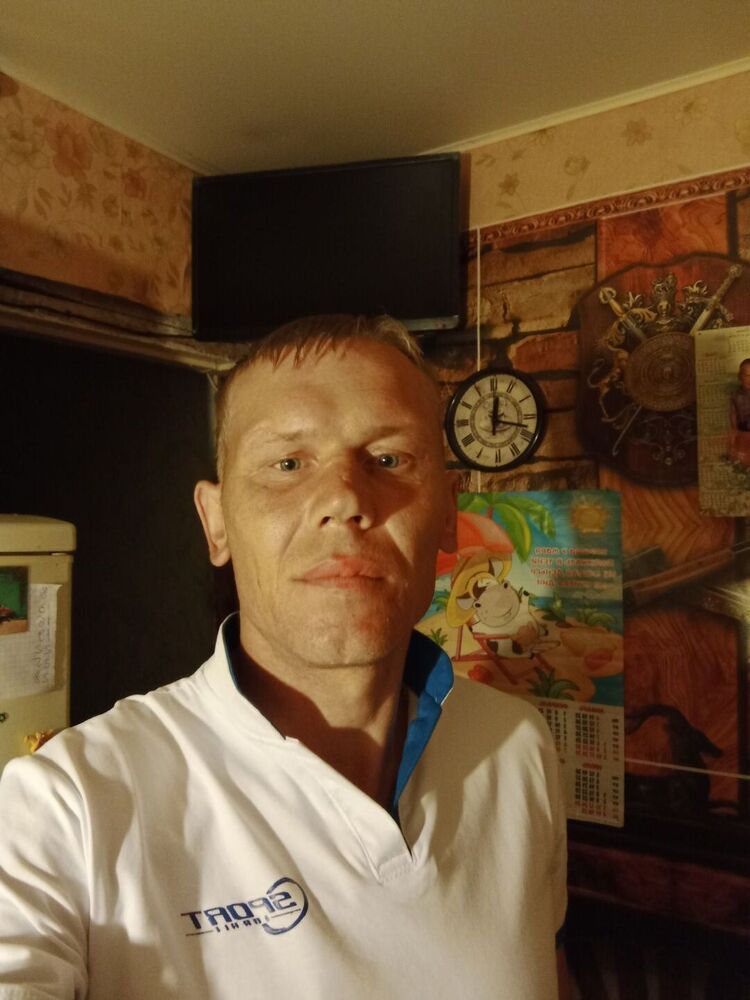  23326877  , 42 ,    