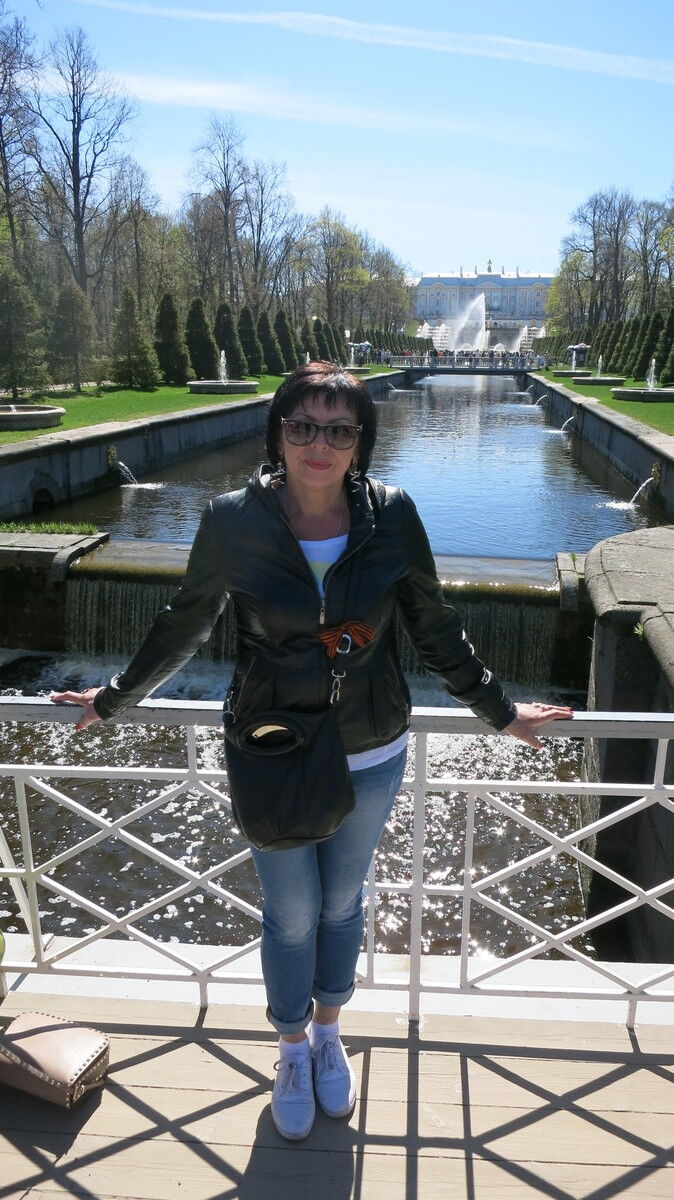  7453767  Olga, 63 ,    