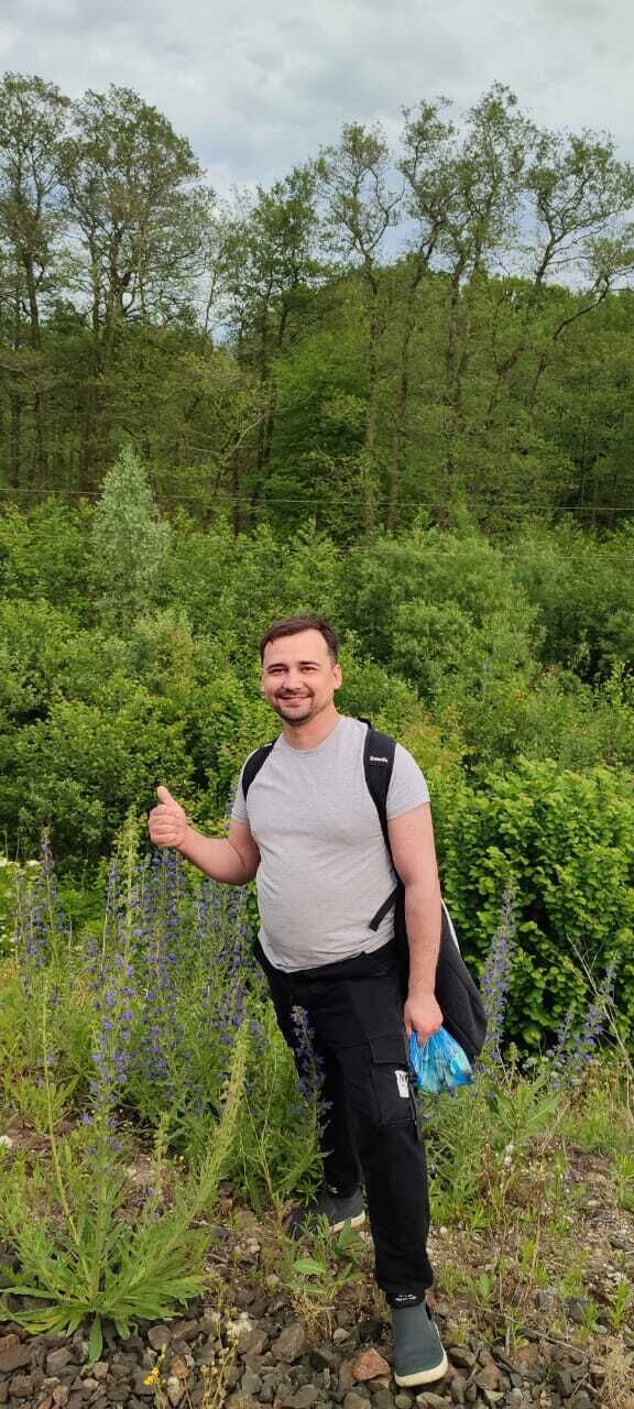  27517777  Roman, 35 ,    