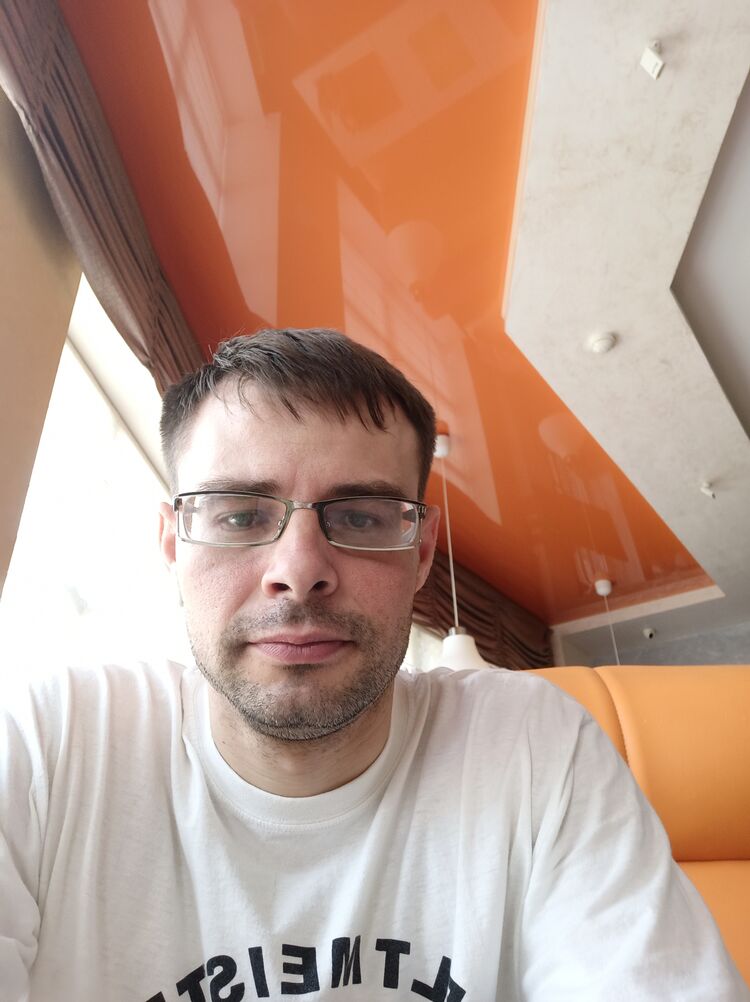  24545967  George, 40 ,    Bytow