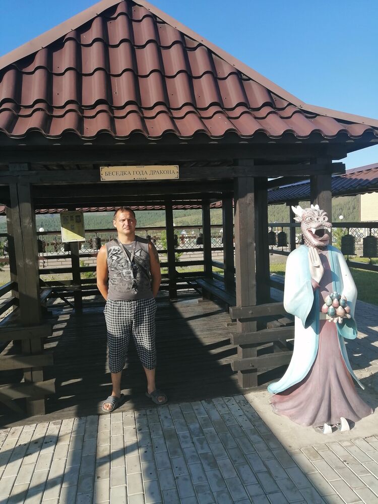 23135667  Ivan, 41 ,    