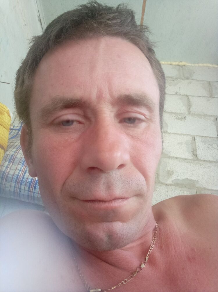  ,   Oleg, 41 ,   ,   