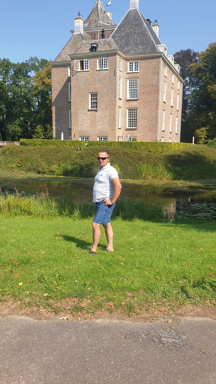  50222287  Sergej, 43 ,    