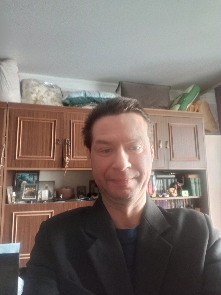  33358917  , 49 ,     
