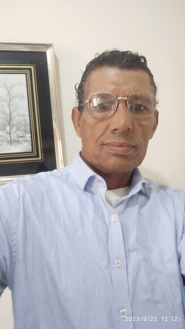  37940587  Abdelhak, 56 ,    