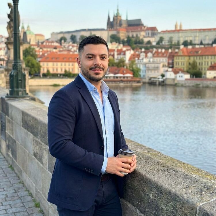 ���� 56137967 ������� �����, 43 ����, ���� ���������� � ������