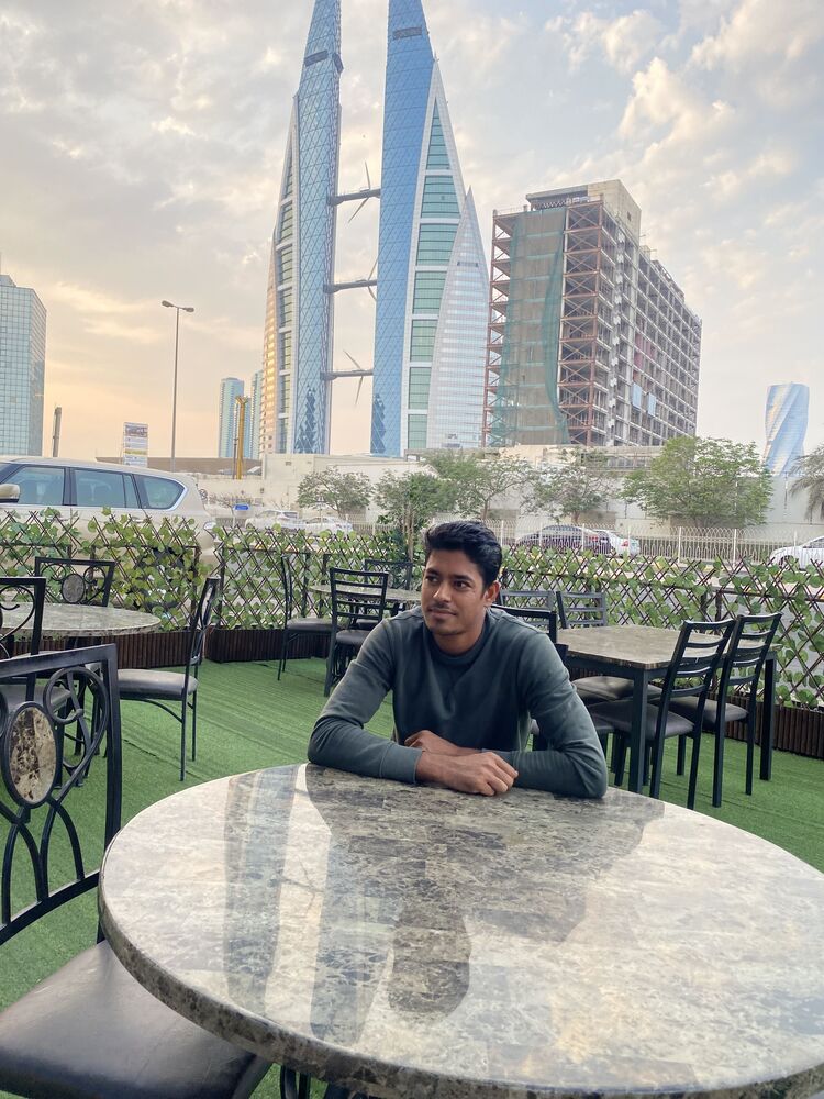  40563257  Angad, 25 ,    