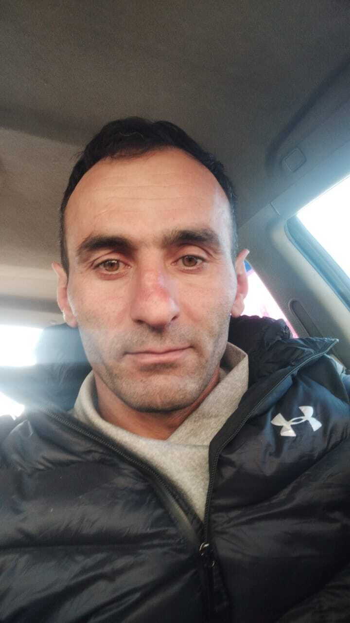  ,   Sargis, 37 ,   ,   , c , 