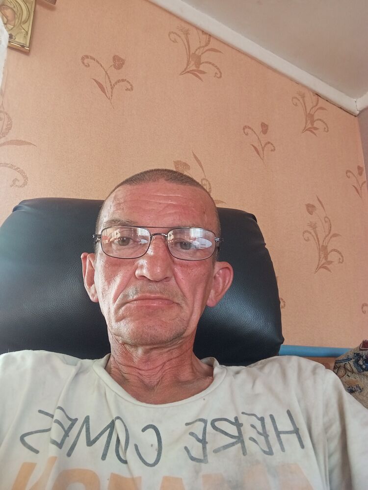  43786617  , 51 ,    