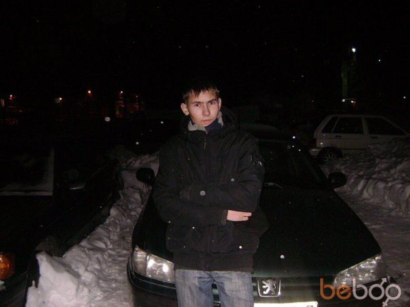  ,   Alex17, 33 ,  