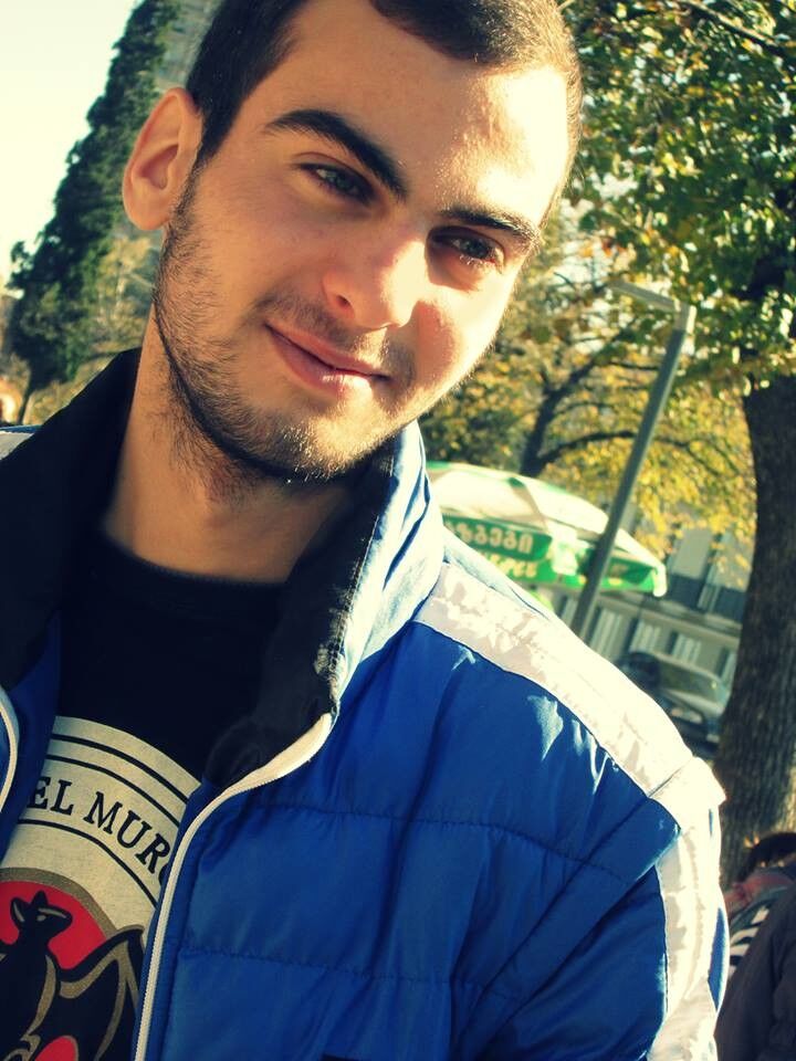  ,   Gurami, 29 ,   