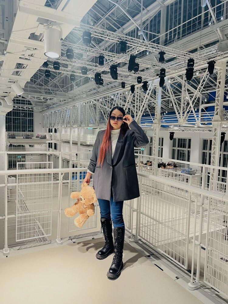 ���������� ������, ���� ������� ��������, 24 ����, ������������ 