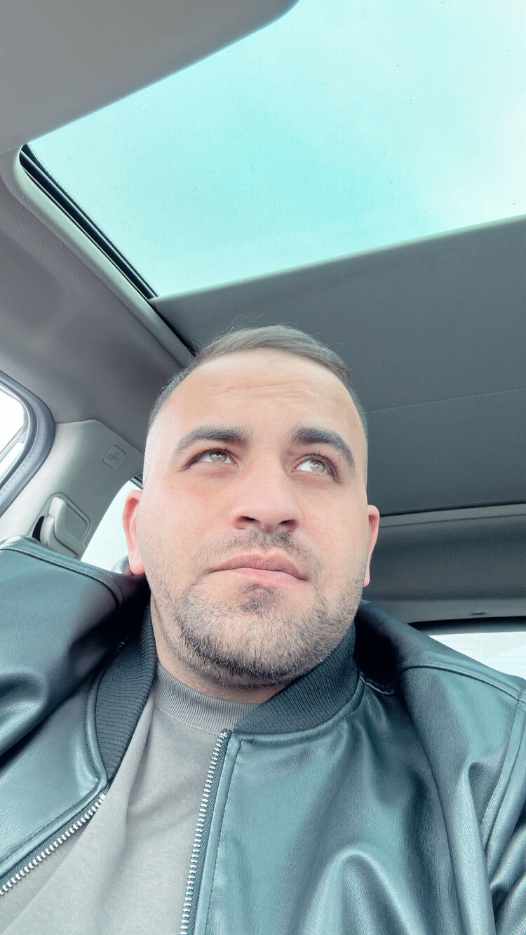  48739807  , 28 ,    