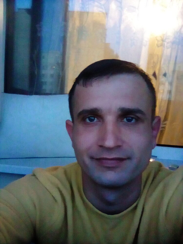  21098357  , 42 ,    