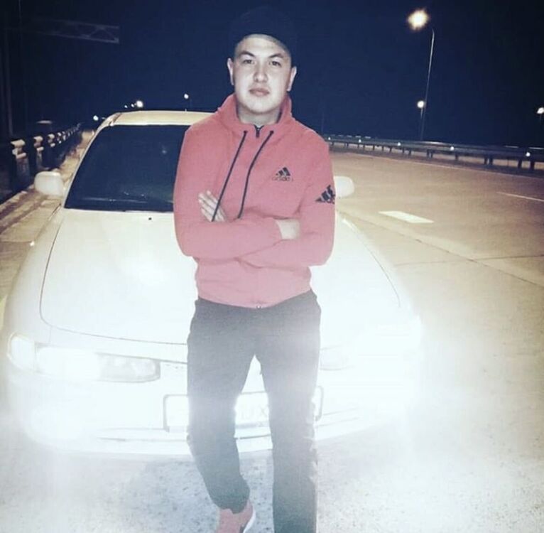  38830727  , 27 ,    