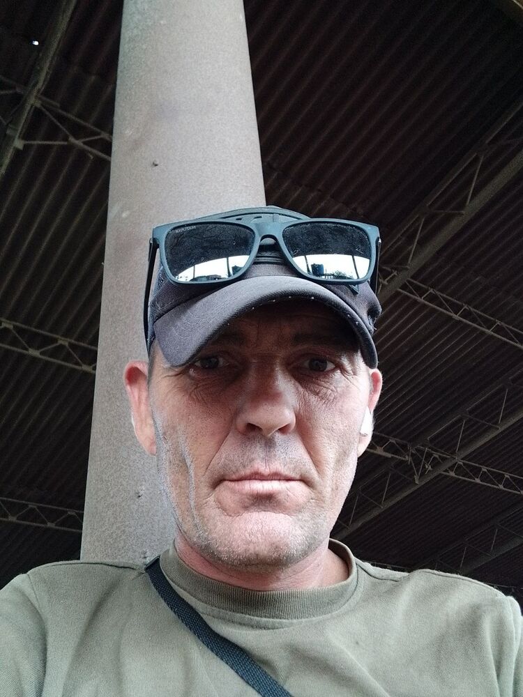  52774077  , 42 ,    