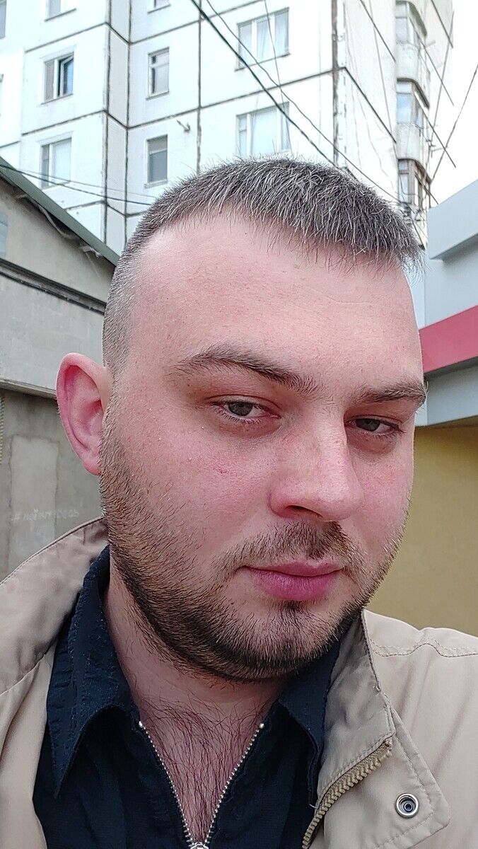  ,   Valerii, 35 ,   ,   , c 