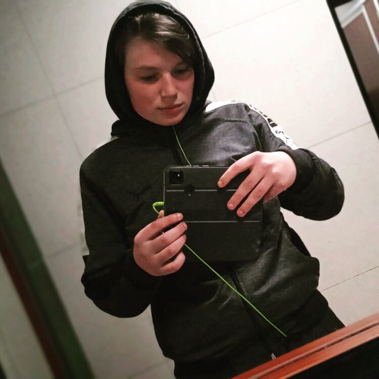  26537507  , 23 ,    
