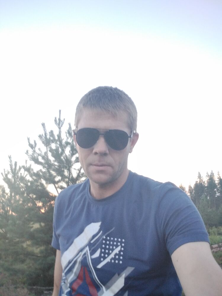  36828007  , 39 ,    -