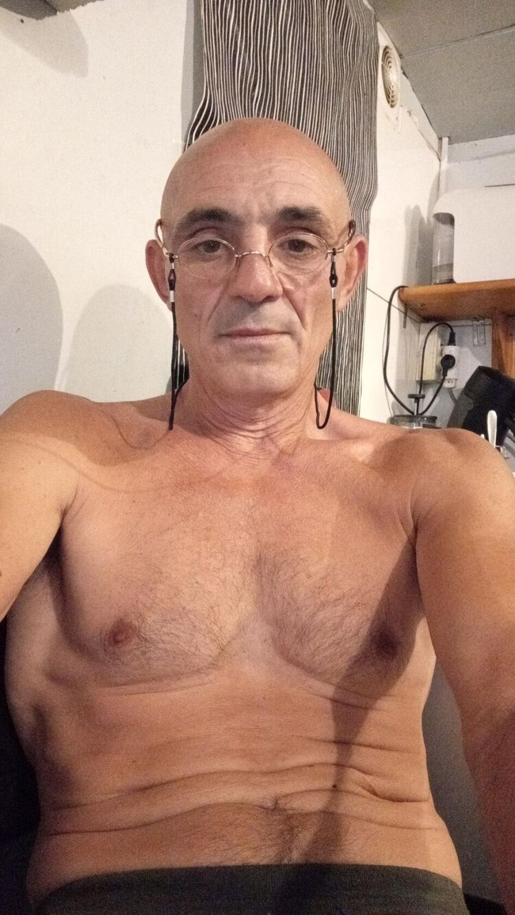  Charenton-le-Pont,   Victor, 52 ,   ,   