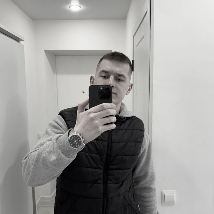  42261687  , 24 ,    