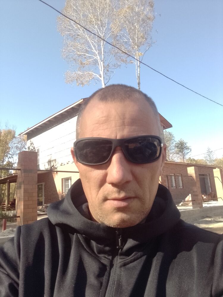  46389937  , 39 ,    