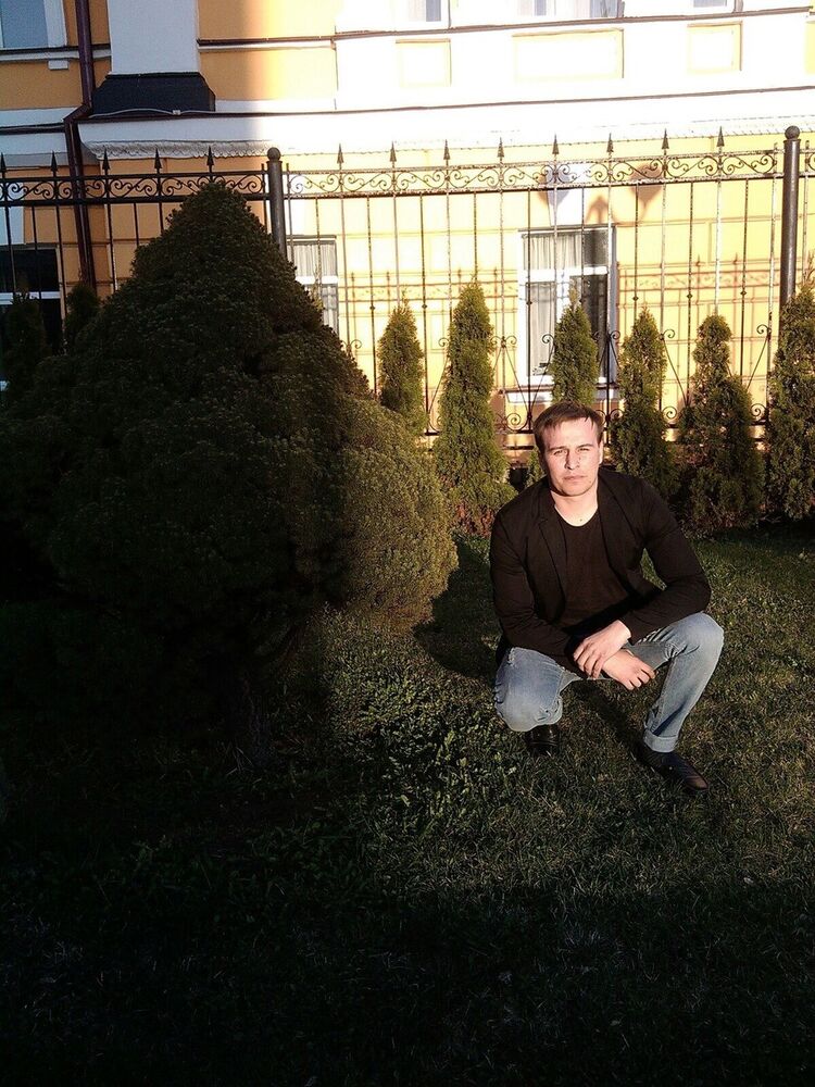  15535417  Oleksandr, 35 ,    