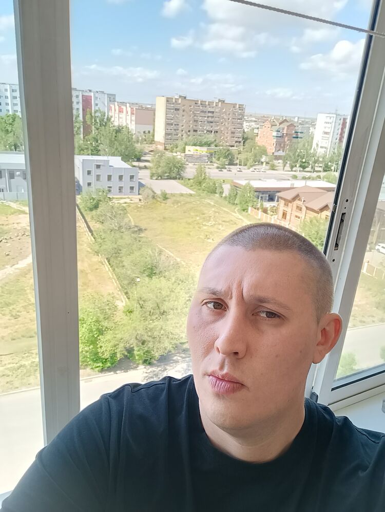  47351877  , 33 ,    