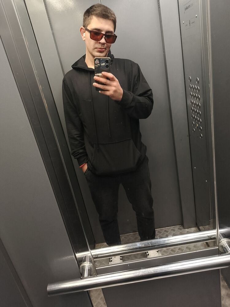  54247467  Kirill, 23 ,    