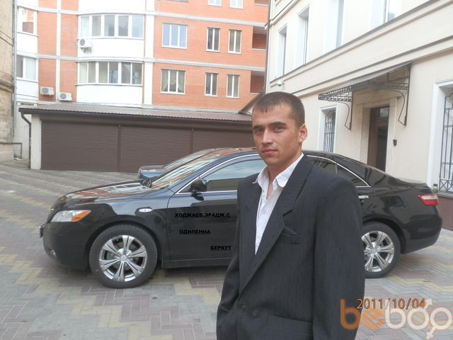  1274717  Eradj, 35 ,    