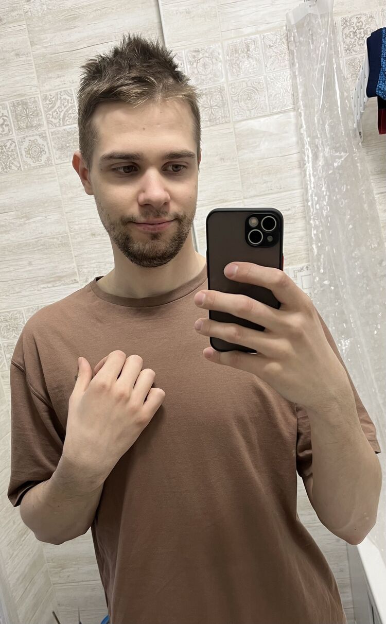  43176067  , 28 ,    