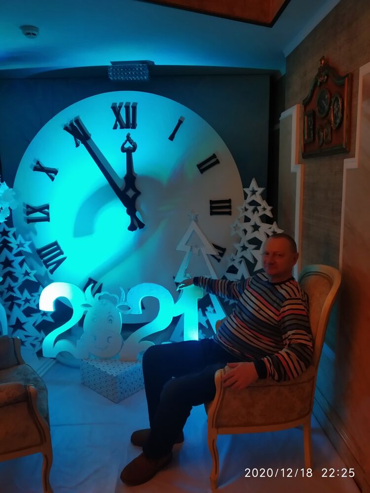  35601117  , 48 ,    